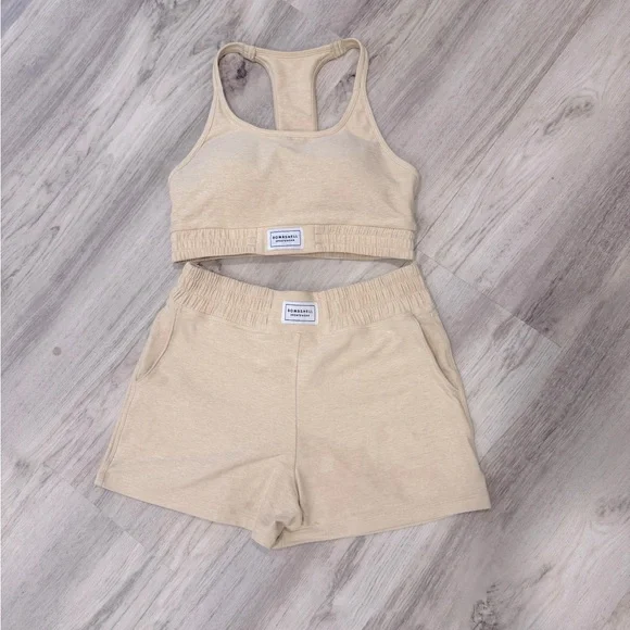 Bombshell set cloud comfort shorts & top - Picture 2 of 8